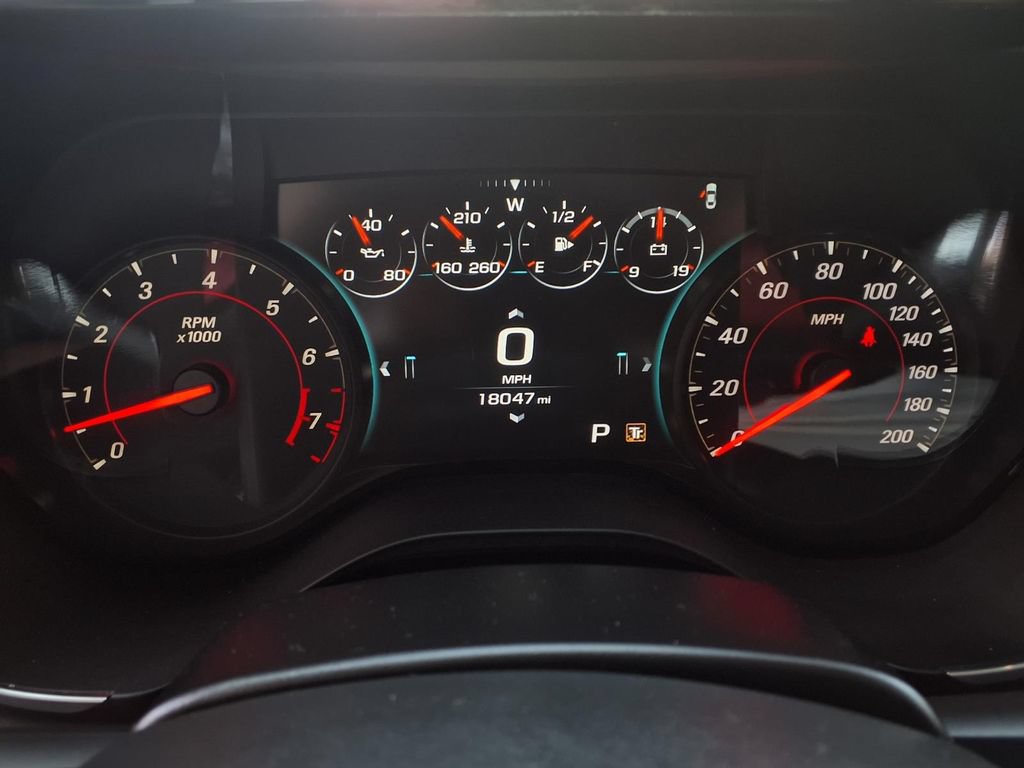 Used 2016 Chevrolet Camaro SS RWD image 16