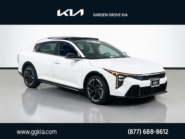 New 2025 Kia K4 GT-Line w/ GT-Line Sunroof Package