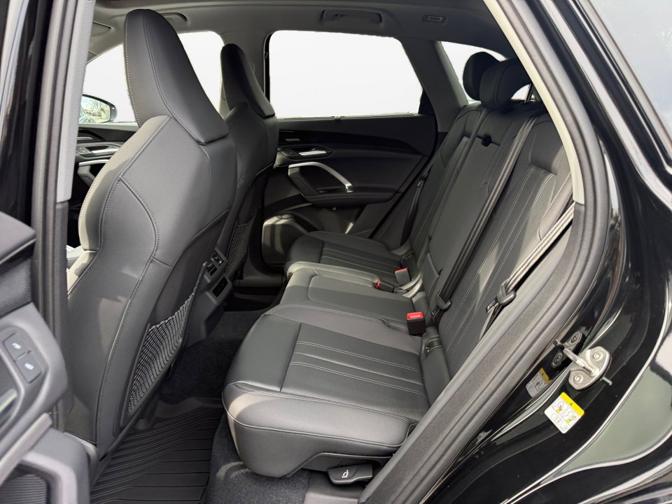 New 2025 Audi Q5 Premium Plus image 13