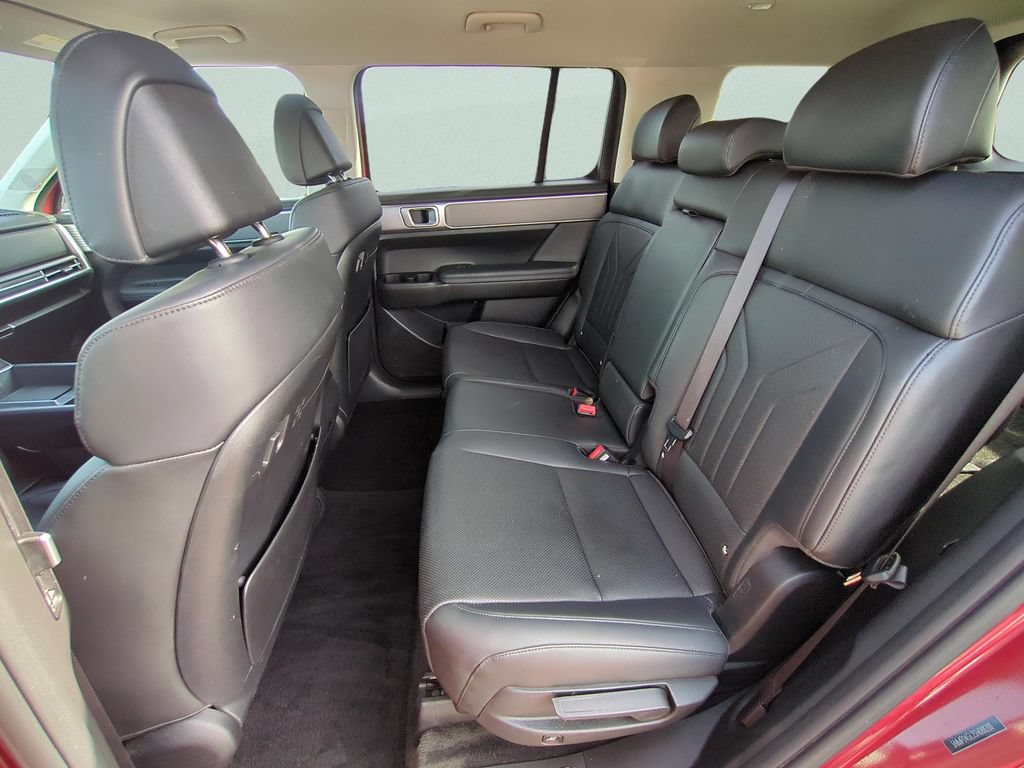 Certified 2025 Hyundai Santa Fe SEL FWD image 10