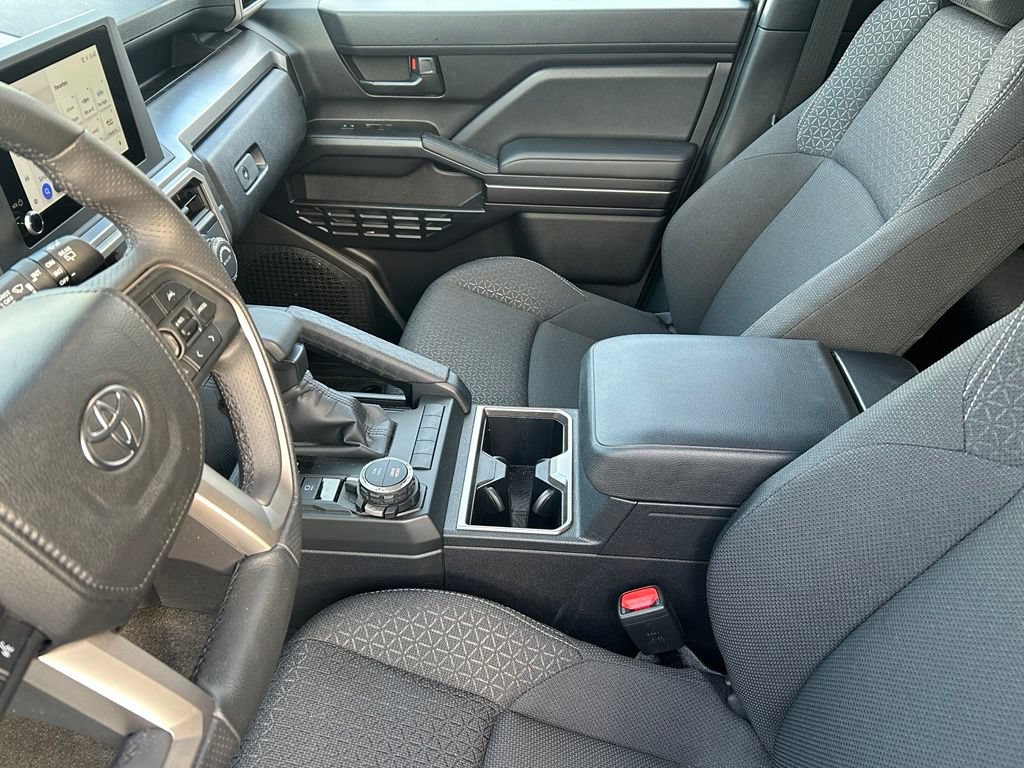 Used 2026 Toyota 4Runner SR5 AWD/4WD image 19