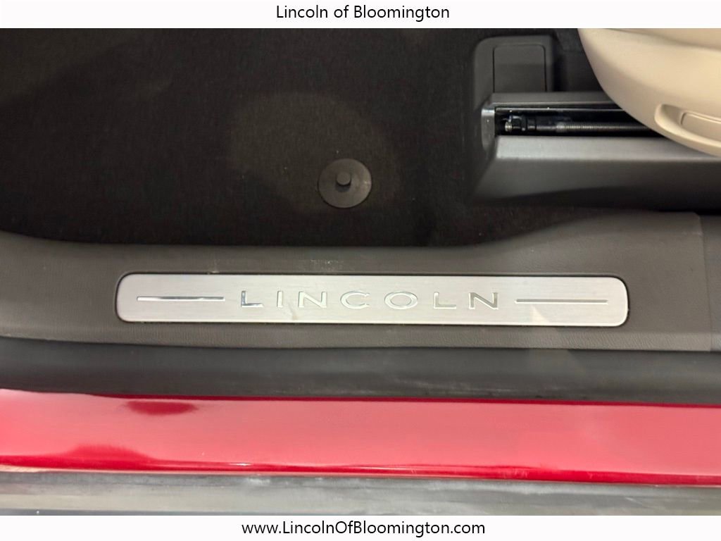 Used 2024 Lincoln Corsair AWD w/ Equipment Group 101A image 21