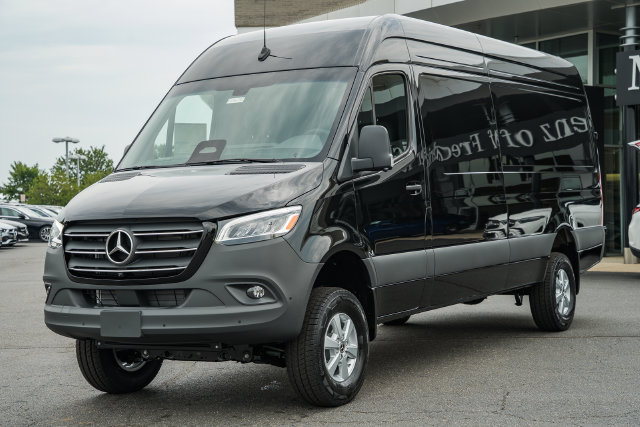 New 2026 Mercedes-Benz Sprinter 2500 image 3