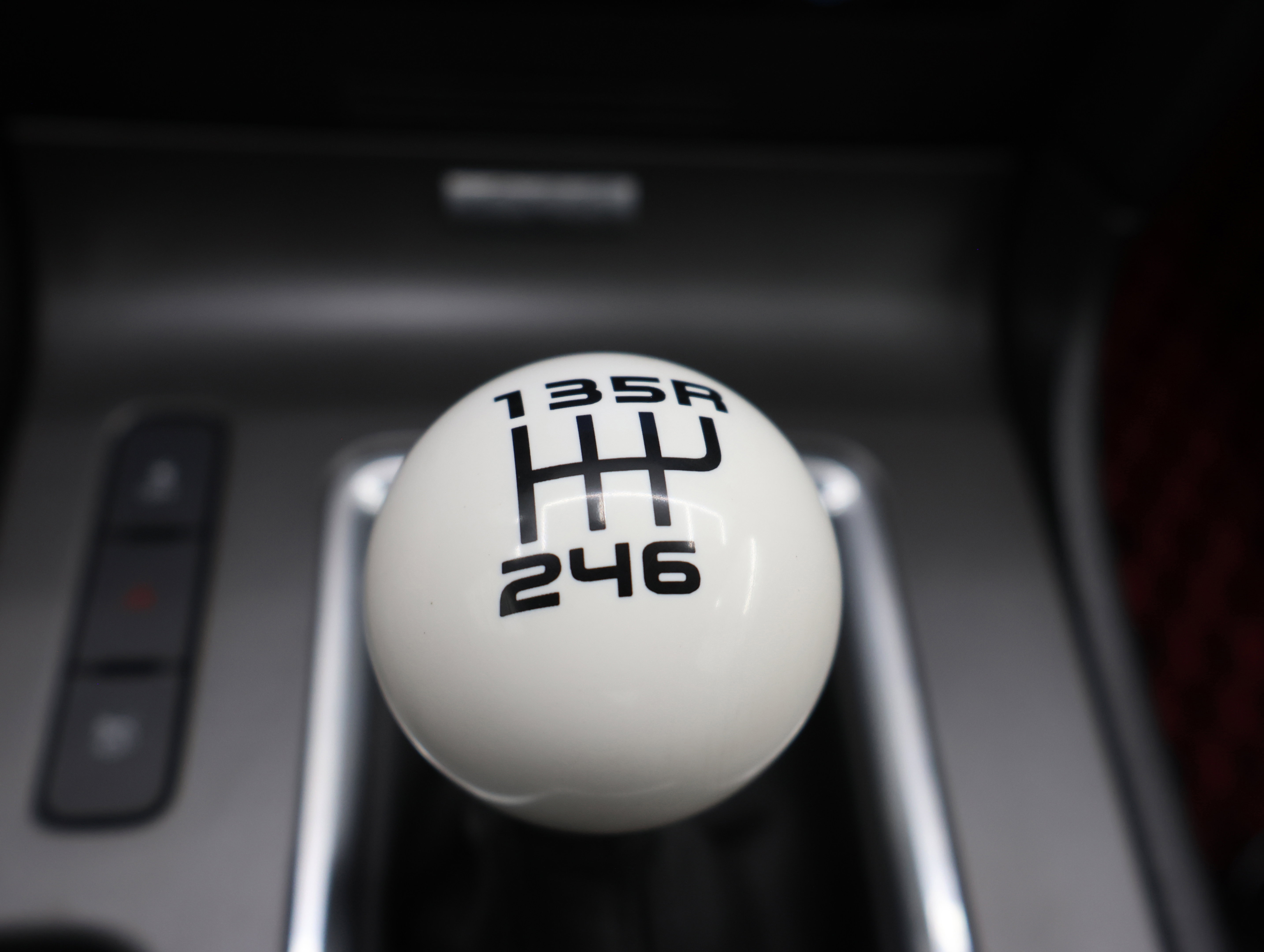 Used 2013 Ford Mustang Shelby GT500 RWD image 44
