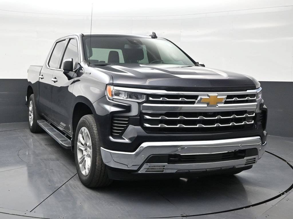 Used 2024 Chevrolet Silverado 1500 LTZ RWD image 7
