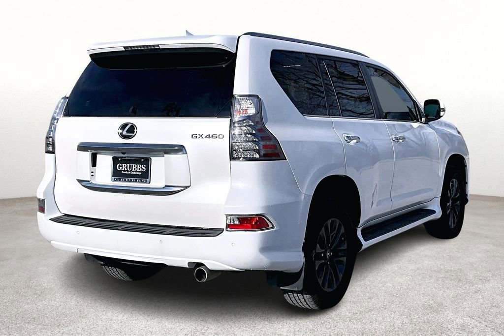Used 2020 Lexus GX 460 Premium w/ Premium Package image 2