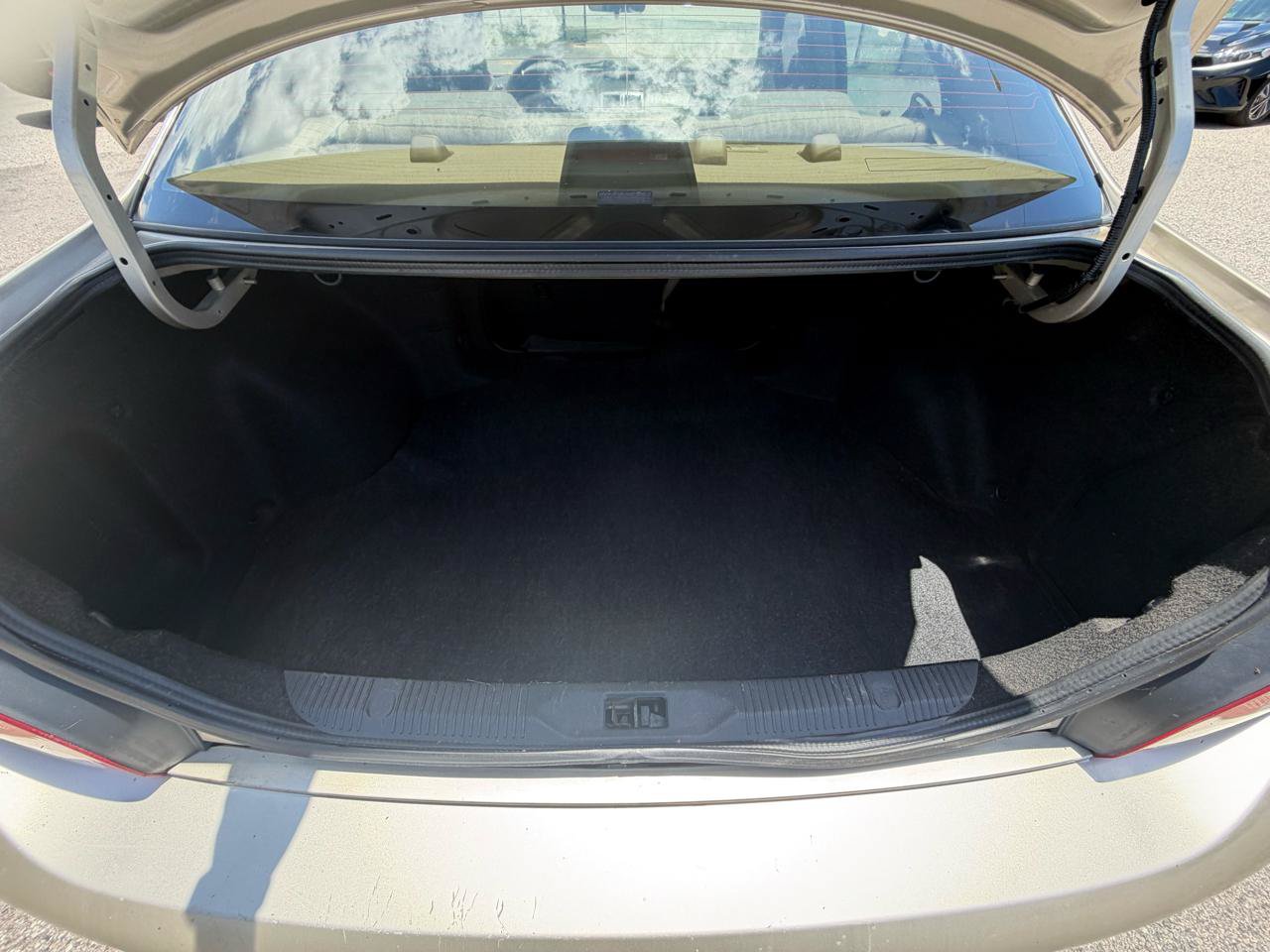 Used 2000 Nissan Maxima GXE FWD image 7