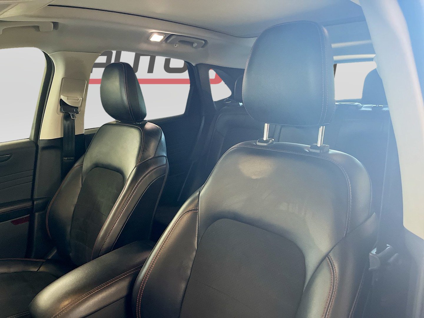 Used 2022 Ford Escape SEL w/ SEL Stealth AWD Package image 20