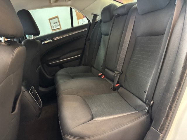 Used 2021 Chrysler 300 Touring w/ Sport Appearance Package RWD image 11