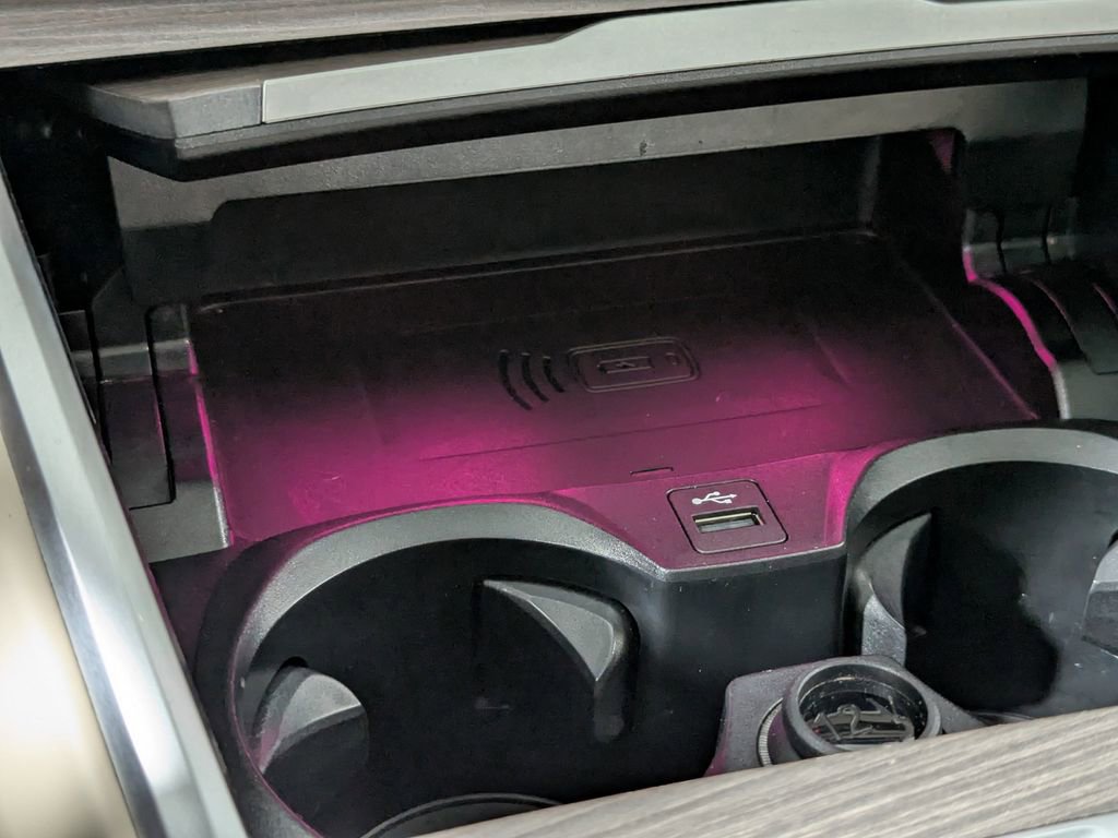 Used 2025 BMW 330i xDrive Sedan w/ Convenience Package image 33