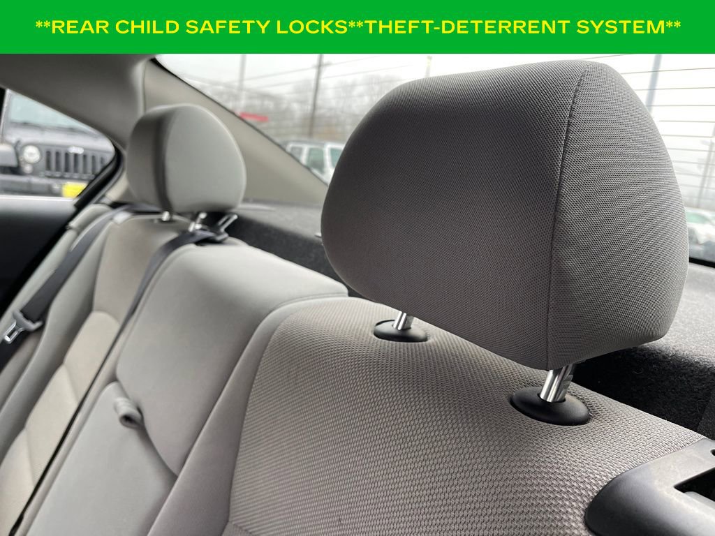 Used 2012 Chevrolet Cruze LT image 8