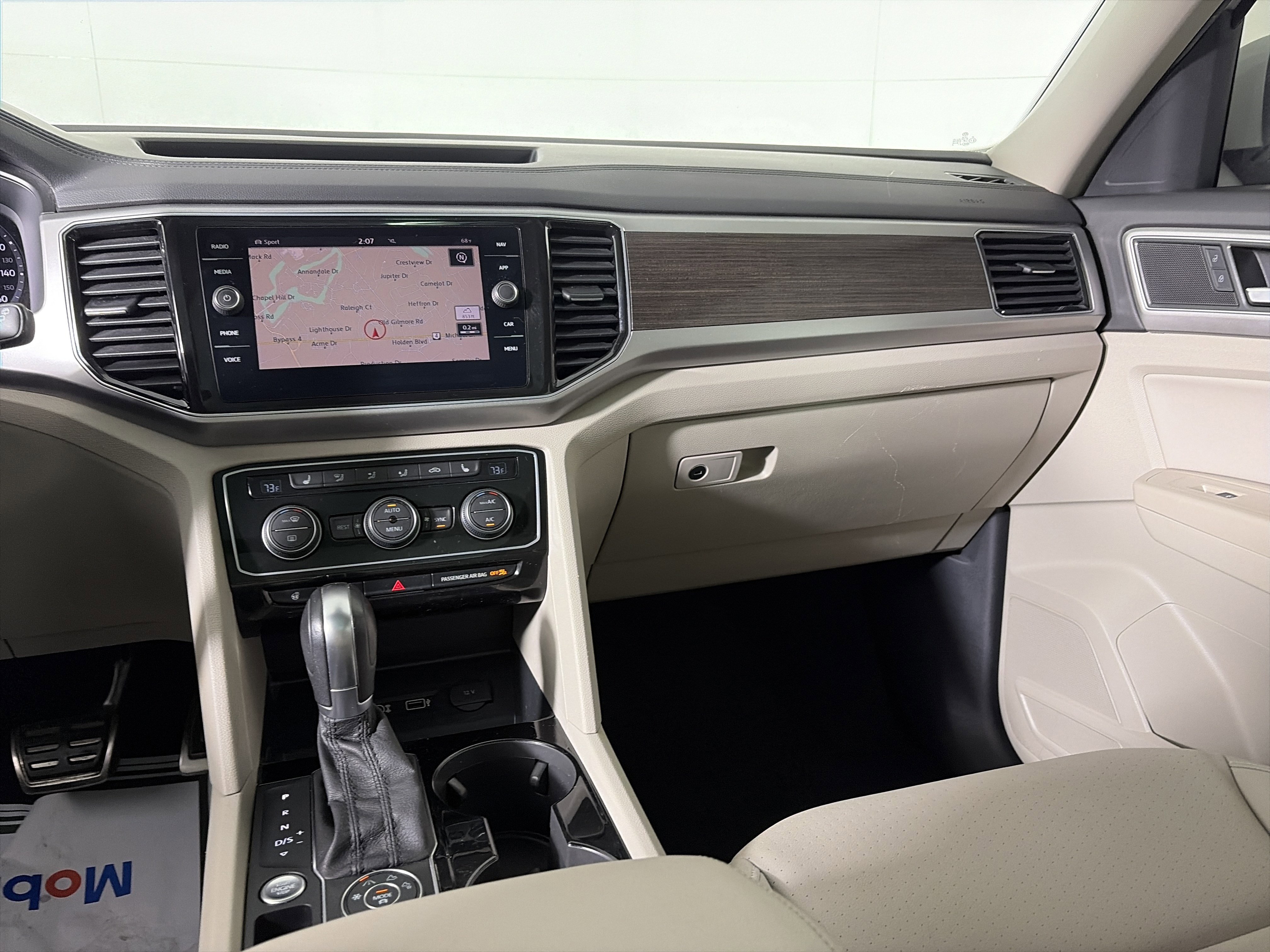 Used 2019 Volkswagen Atlas SEL R-Line image 32