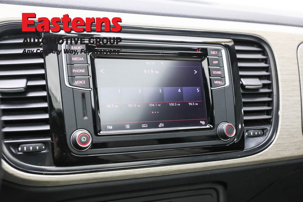 Used 2018 Volkswagen Beetle 2.0T S image 17