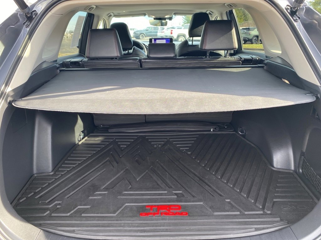 Used 2023 Toyota RAV4 TRD Off-Road image 17