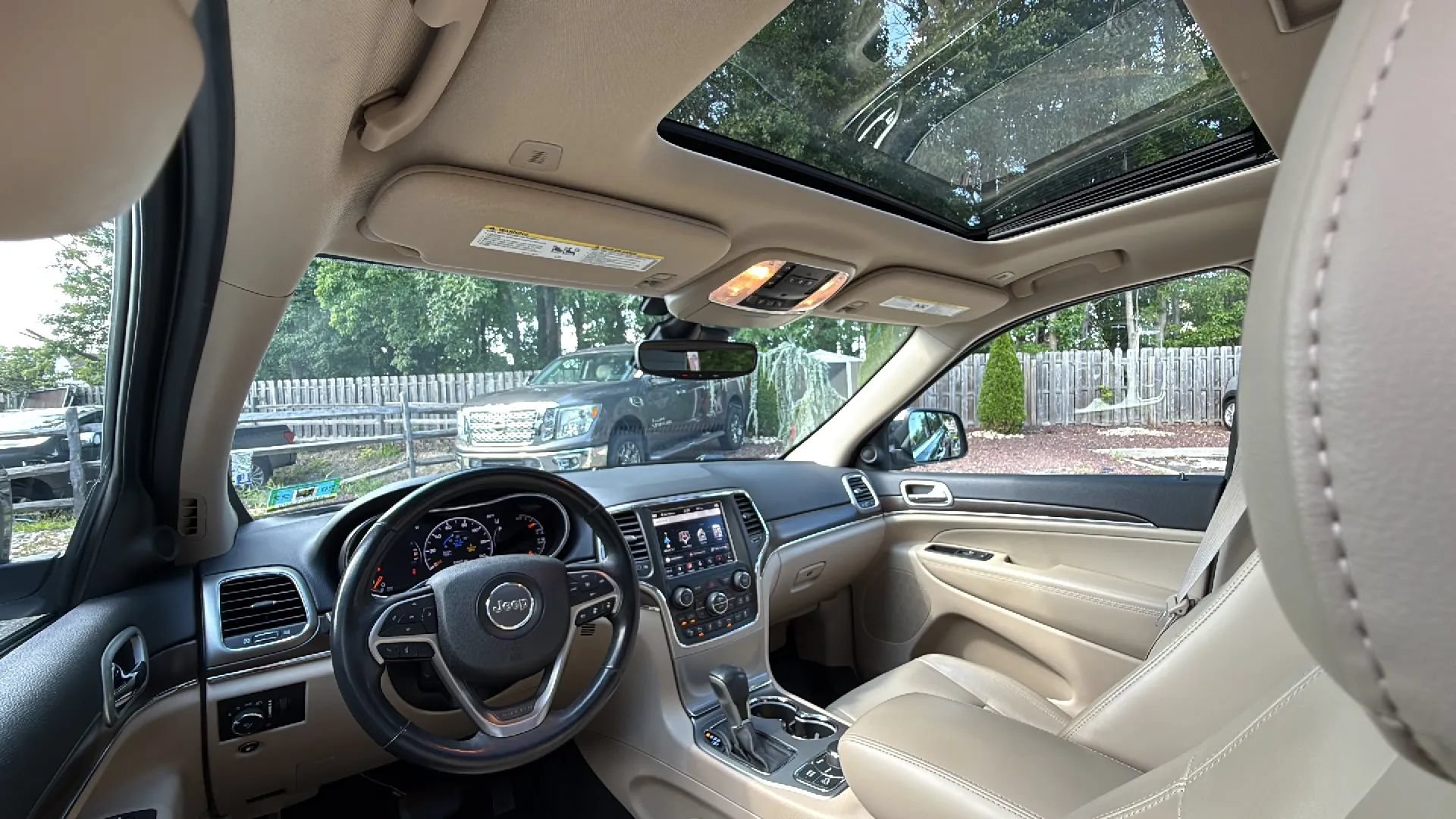 Used 2018 Jeep Grand Cherokee Limited AWD/4WD image 40