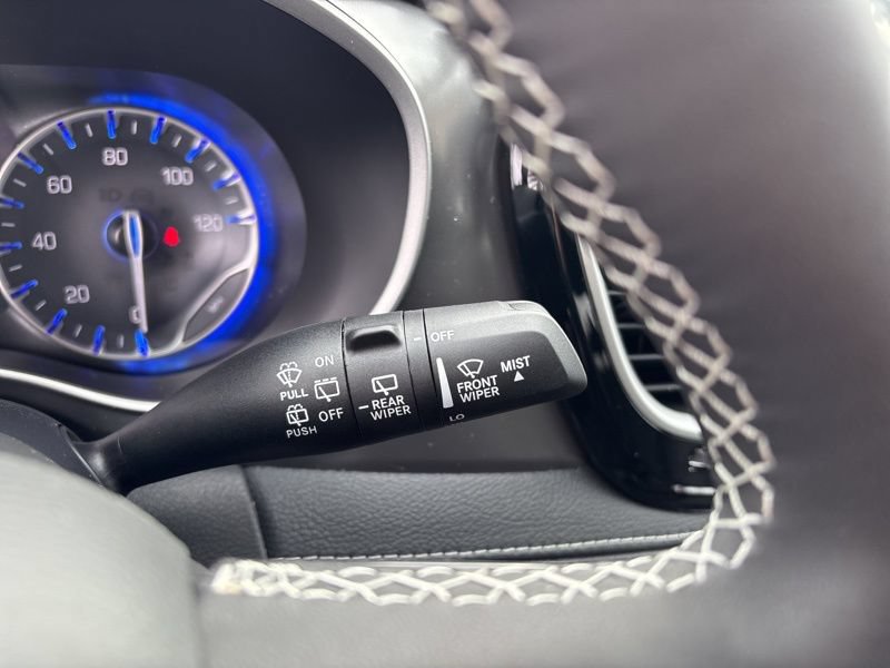 New 2026 Chrysler Pacifica Select AWD/4WD image 29