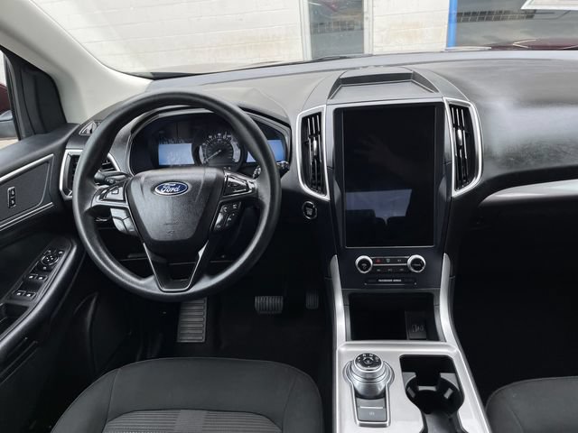 Used 2023 Ford Edge SEL AWD/4WD image 12