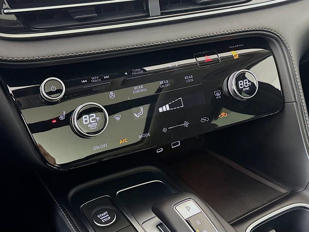 Used 2025 INFINITI QX60 Luxe image 16