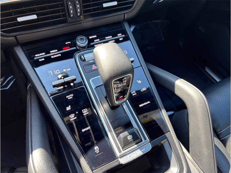 Used 2019 Porsche Cayenne image 41