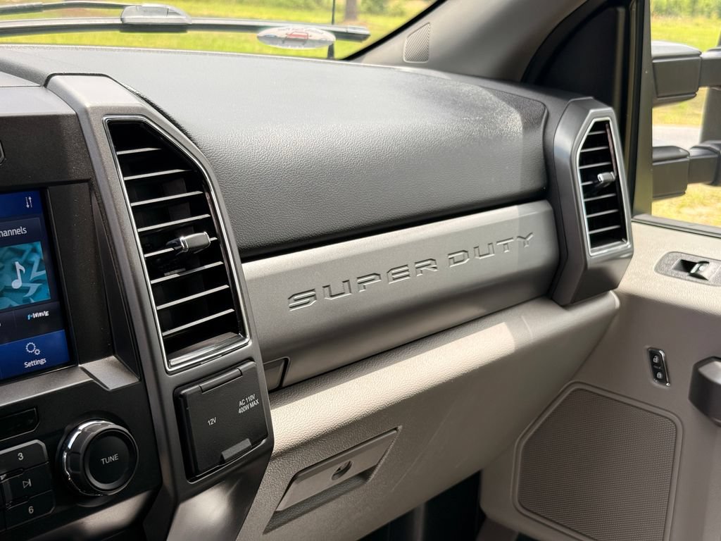 Used 2021 Ford F250 XLT w/ XLT Value Package AWD/4WD image 19