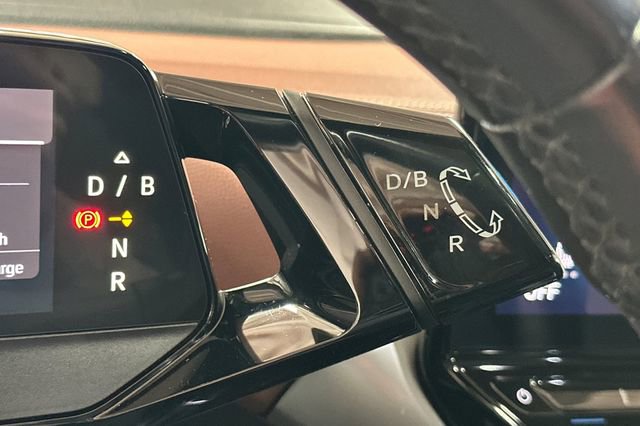 Used 2022 Volkswagen ID.4 Pro S w/ Gradient Package image 26