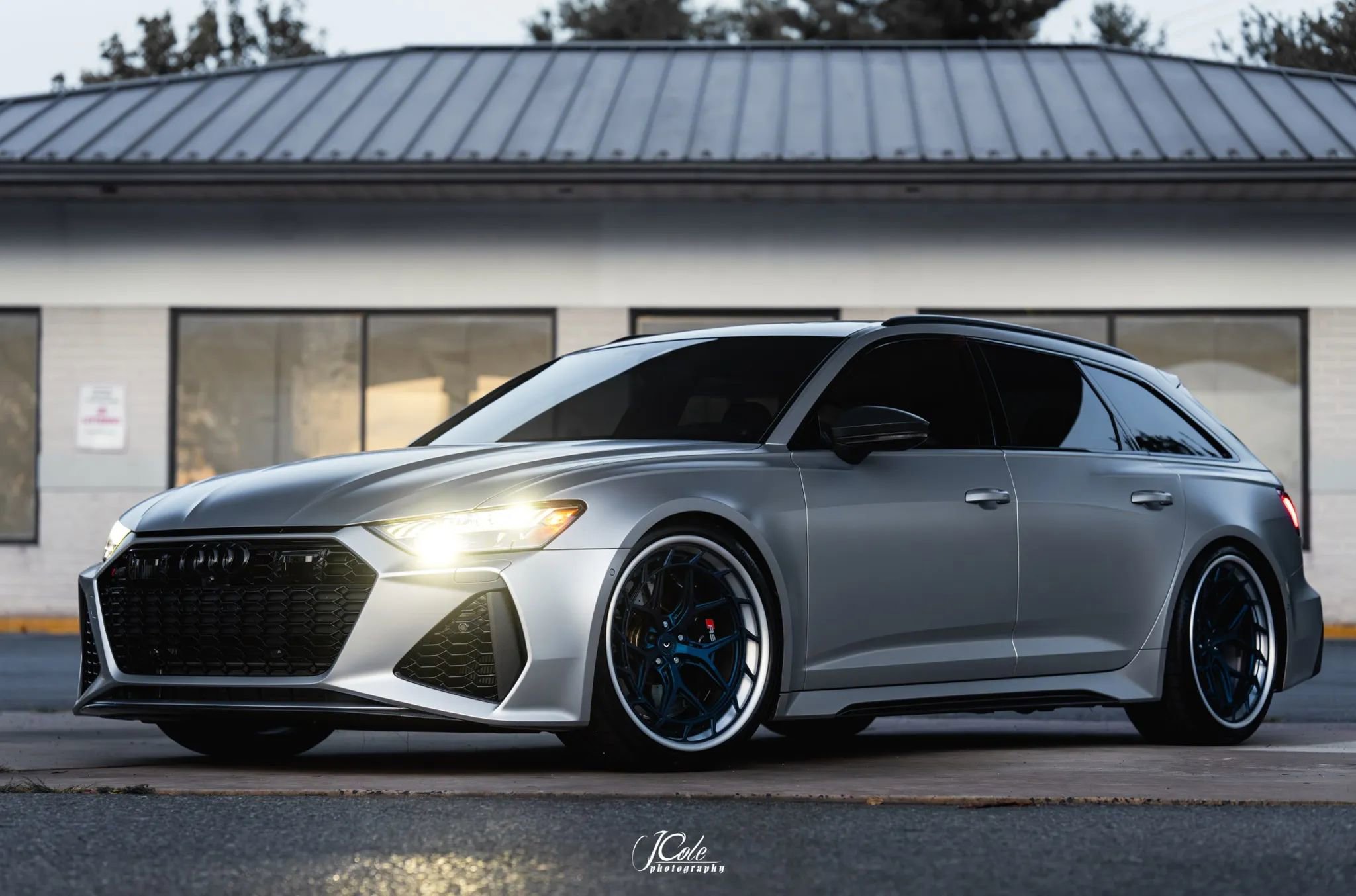 Used 2024 Audi RS 6 performance image 46