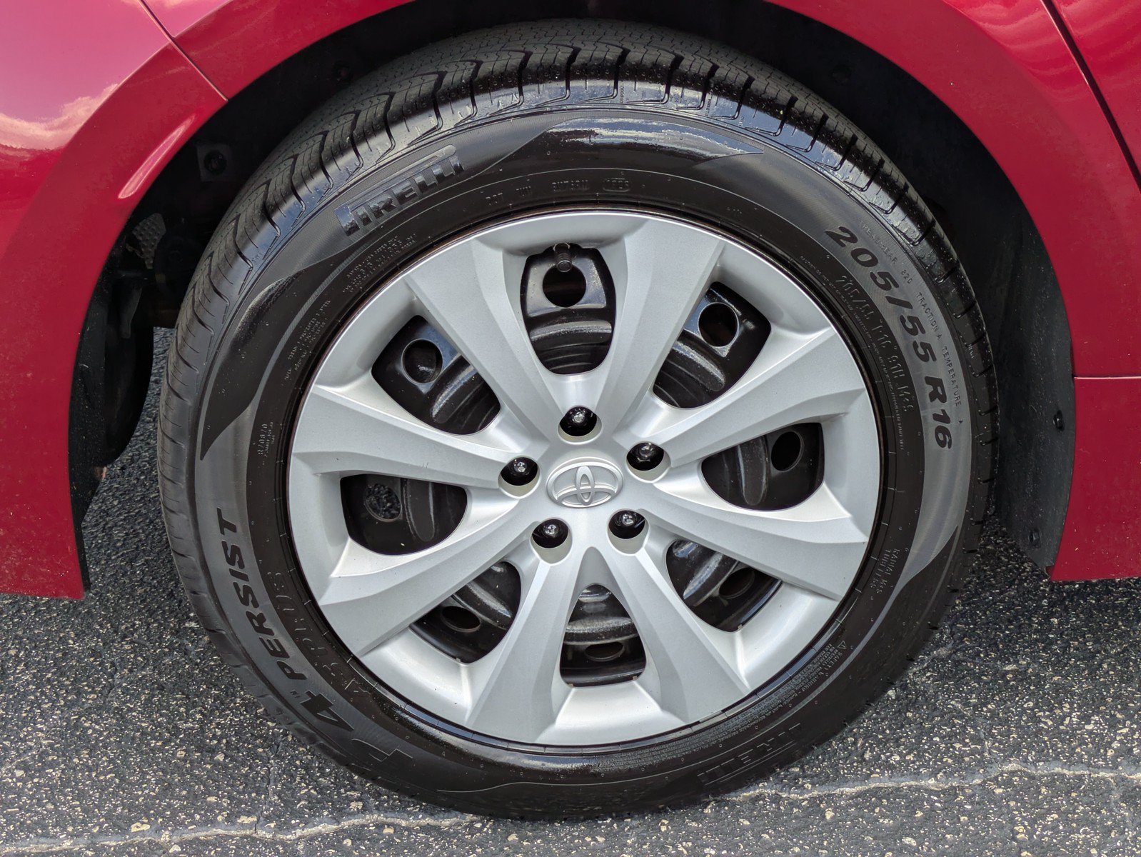 Used 2022 Toyota Corolla LE FWD image 9