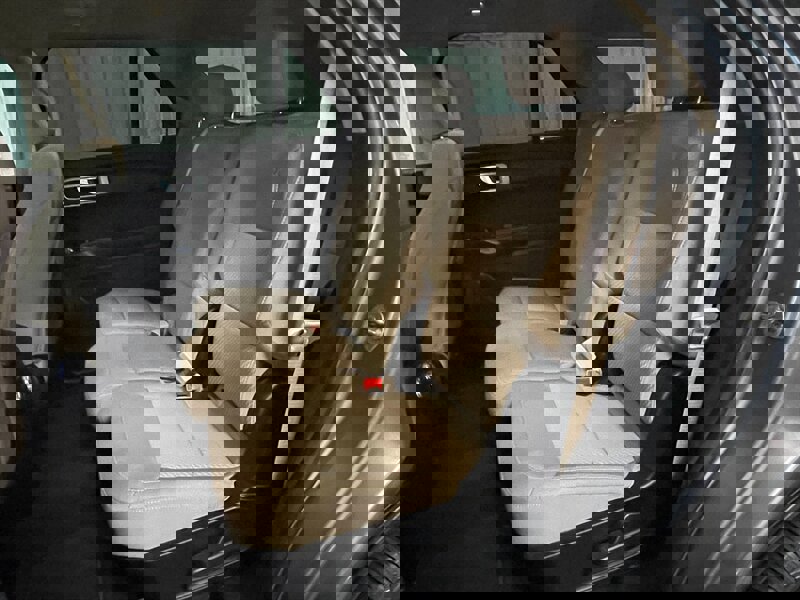 Used 2022 Ford Explorer 4WD w/ Class IV Trailer Tow Package image 20