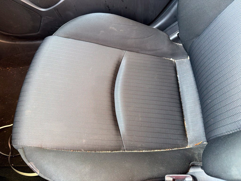 Used 2014 MAZDA MAZDA3 i Sport FWD image 22