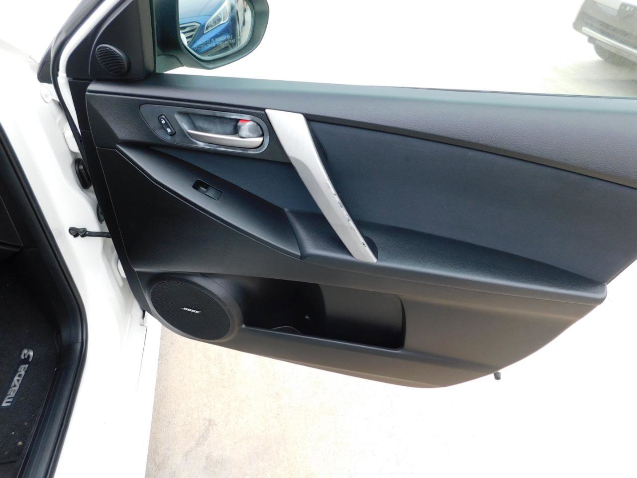 Used 2011 MAZDA MAZDA3 s Sport FWD image 16