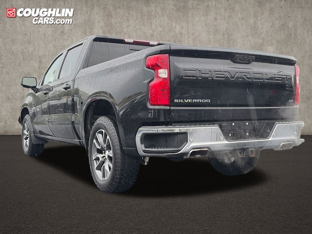 Used 2022 Chevrolet Silverado 1500 LT AWD/4WD image 4