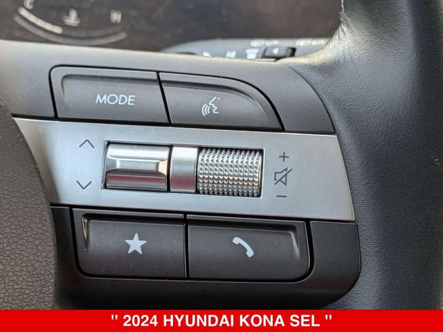 Used 2024 Hyundai Kona SEL AWD/4WD image 21