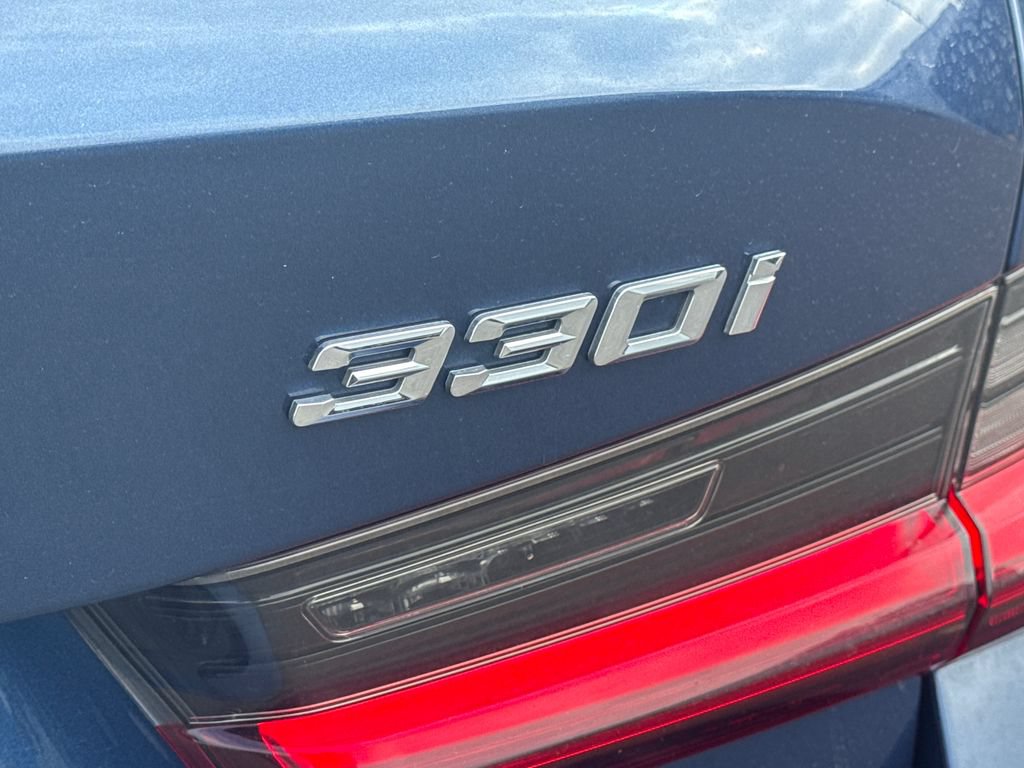 Certified 2023 BMW 330i Sedan w/ Premium Package RWD image 8