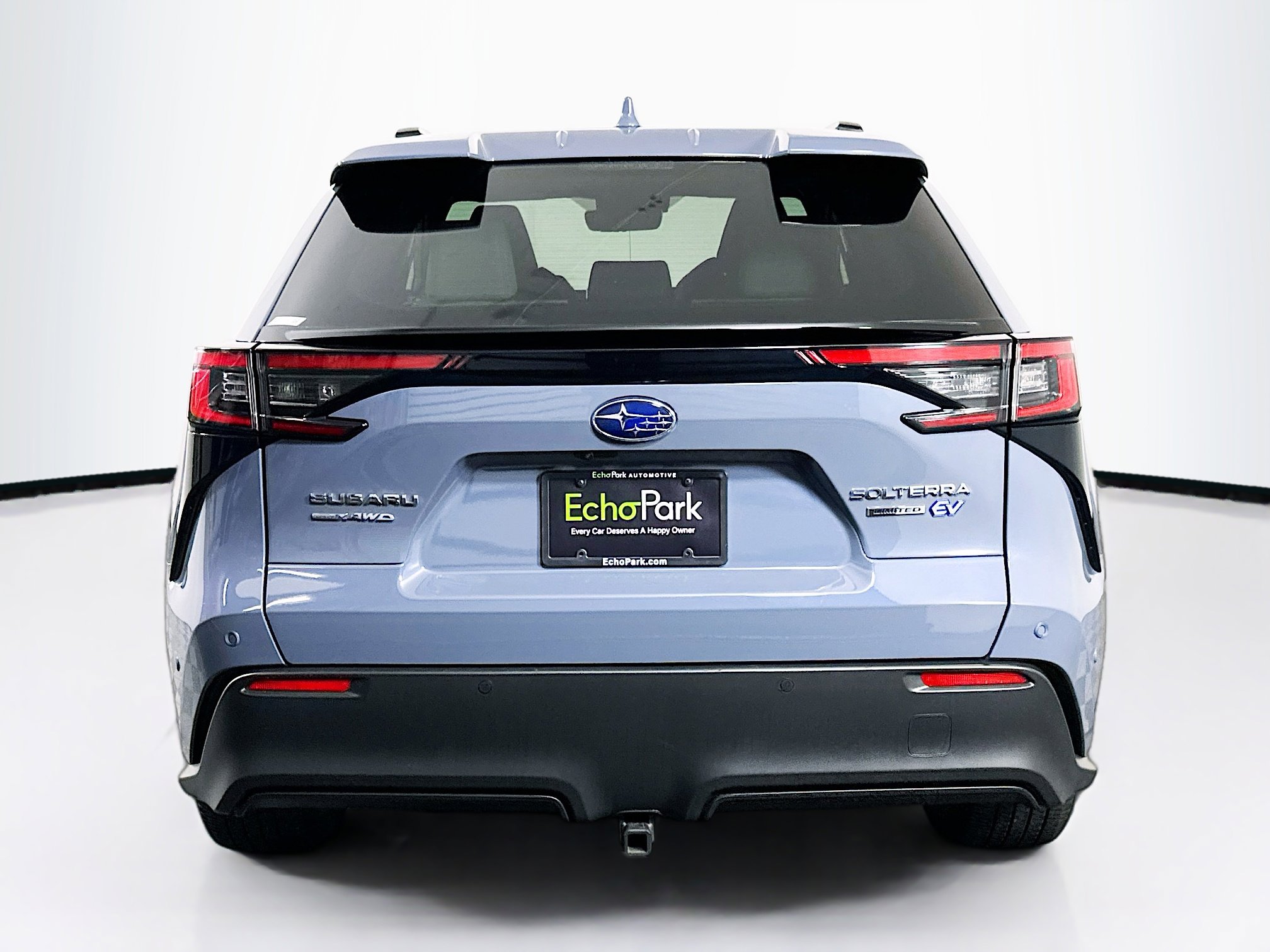 Used 2023 Subaru Solterra Limited image 7