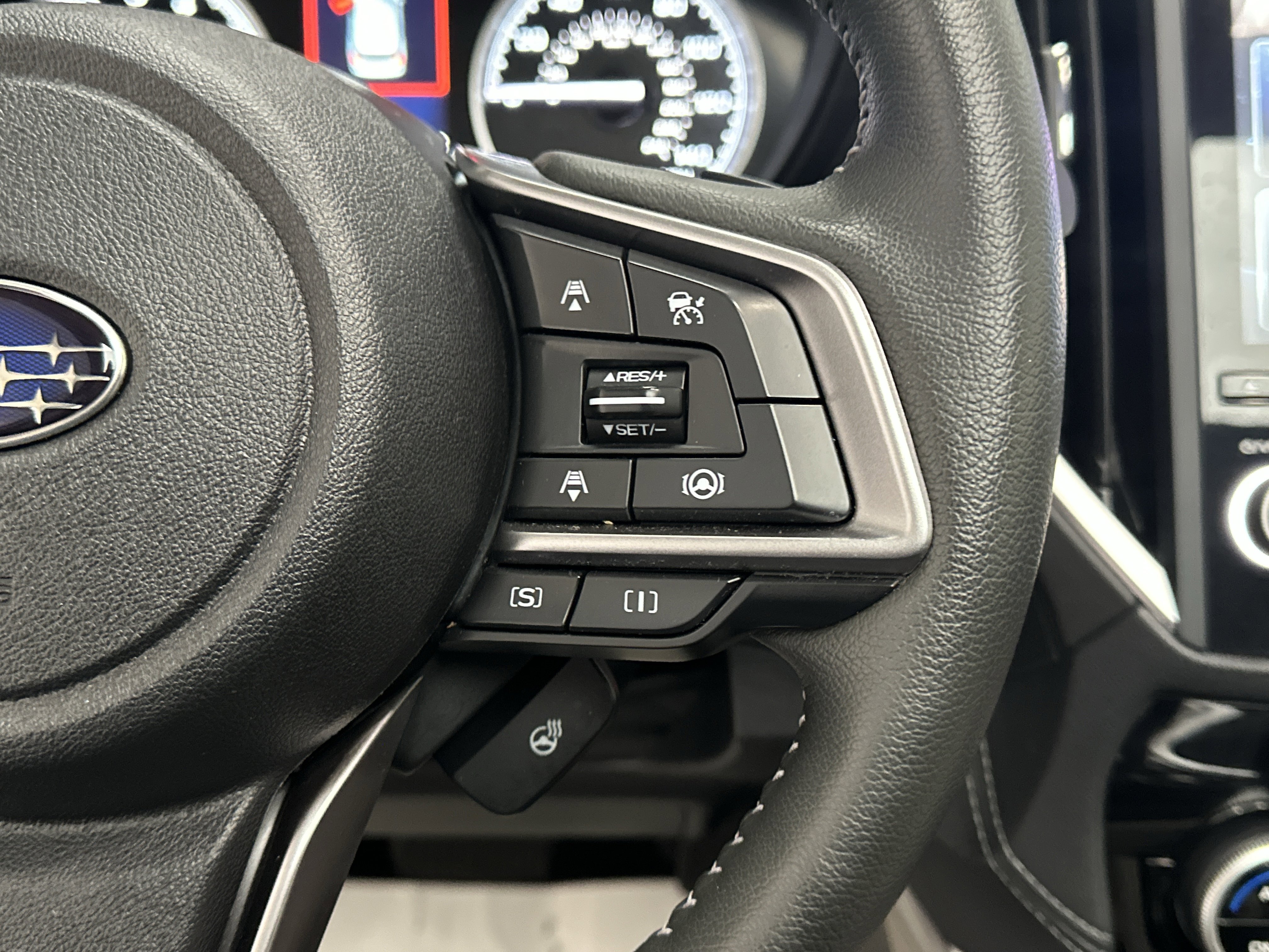 Used 2022 Subaru Forester Limited image 28