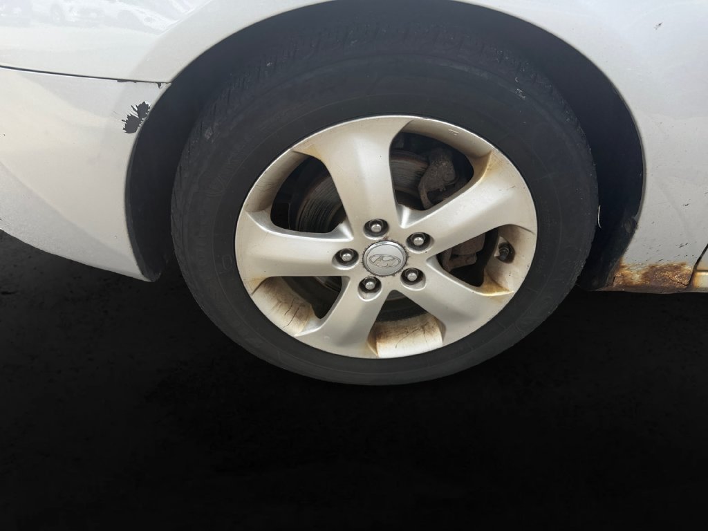 Used 2009 Hyundai Elantra SE FWD image 12