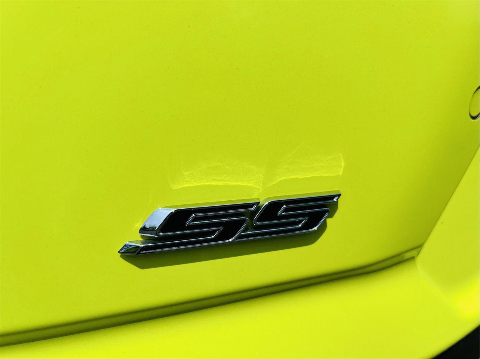 Used 2021 Chevrolet Camaro SS image 16
