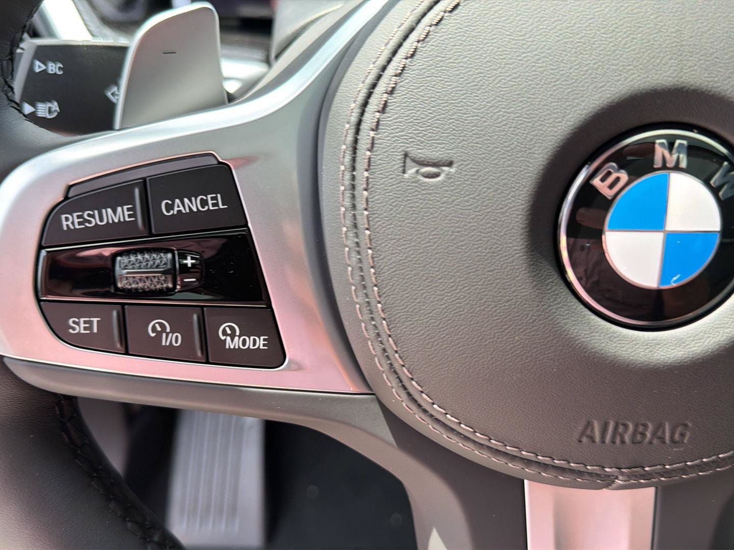 New 2027 BMW X6 xDrive40i w/ Executive Package AWD/4WD image 21