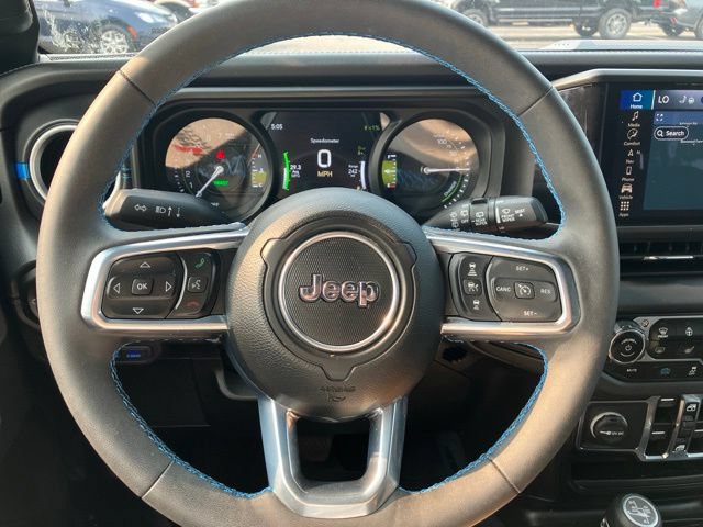 Used 2024 Jeep Wrangler High Altitude AWD/4WD image 13