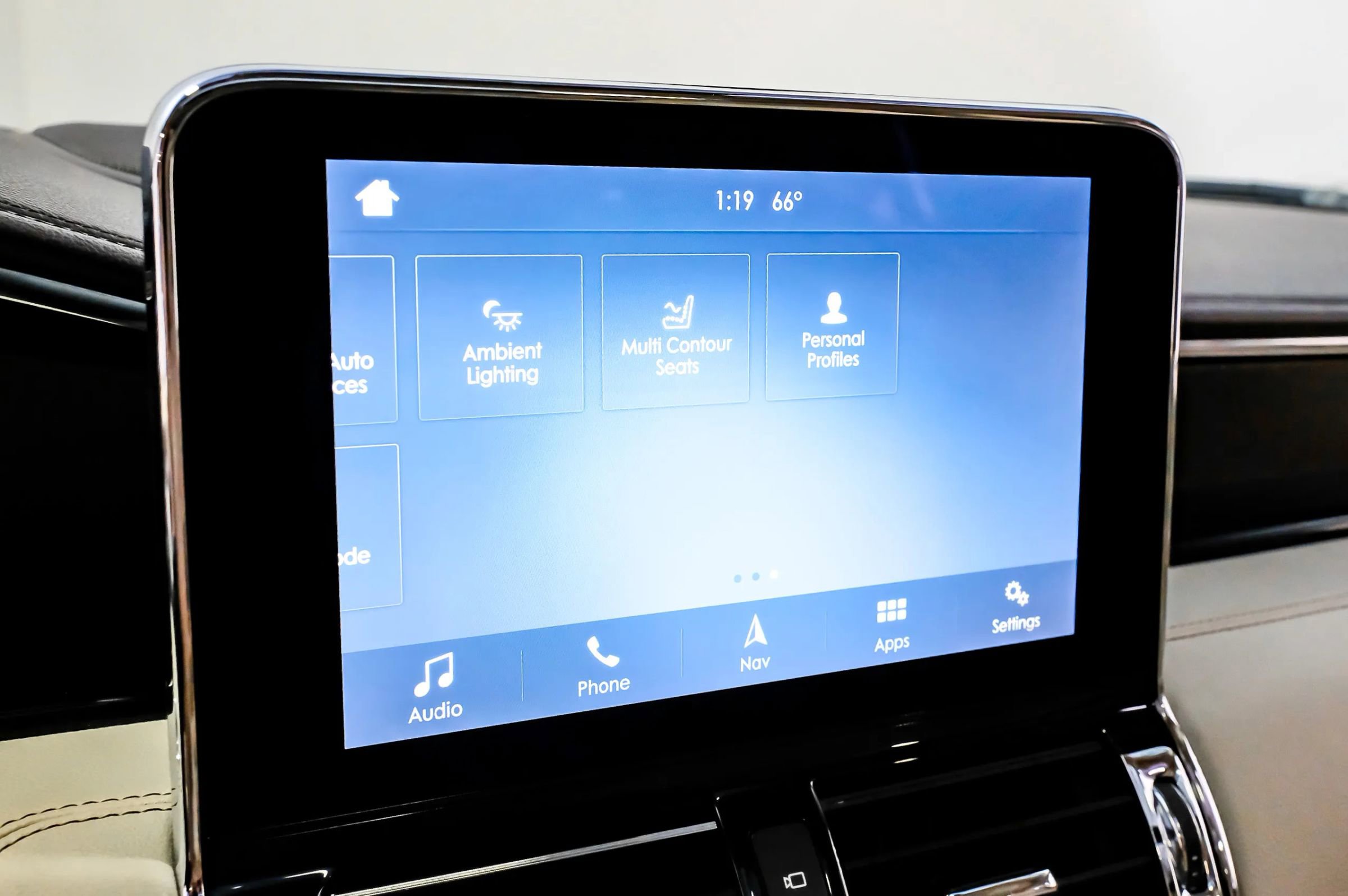 Used 2019 Lincoln Navigator Select image 23