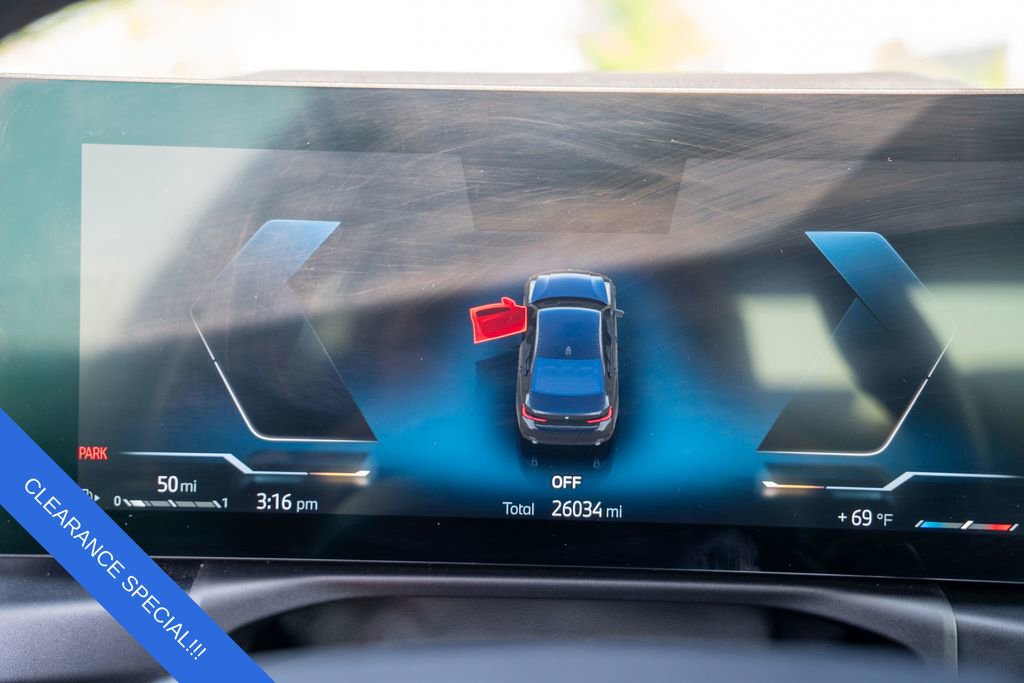 Used 2023 BMW 330i xDrive Sedan w/ Premium Package image 23