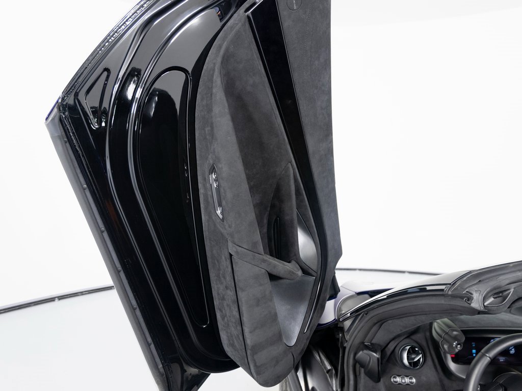 New 2024 McLaren 750S Spider image 11
