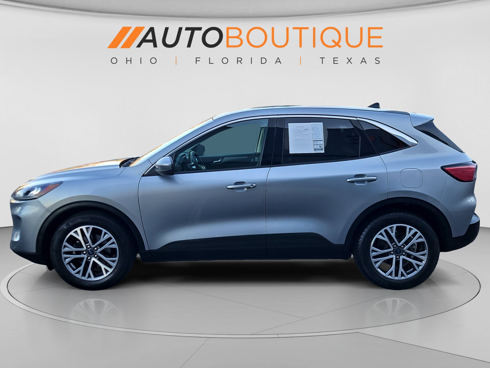 Used 2022 Ford Escape SEL FWD image 2