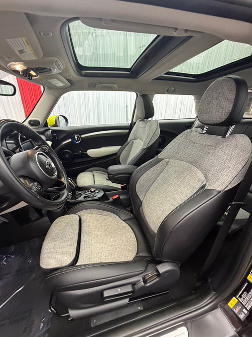 Used 2020 MINI Cooper SE w/ 6.5" Touchscreen Package FWD image 13