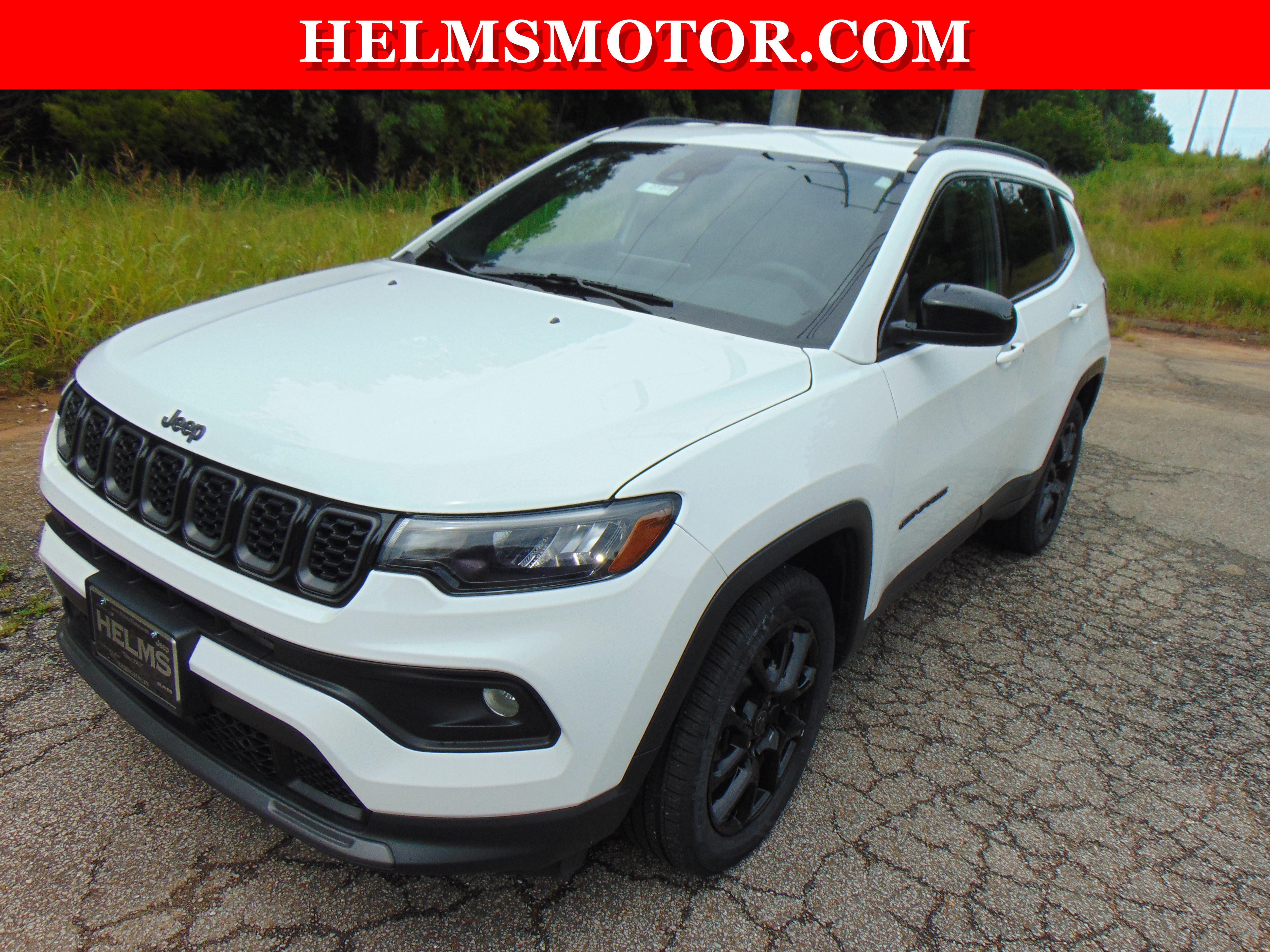 Certified 2025 Jeep Compass Latitude w/ Altitude Special Edition AWD/4WD image 9