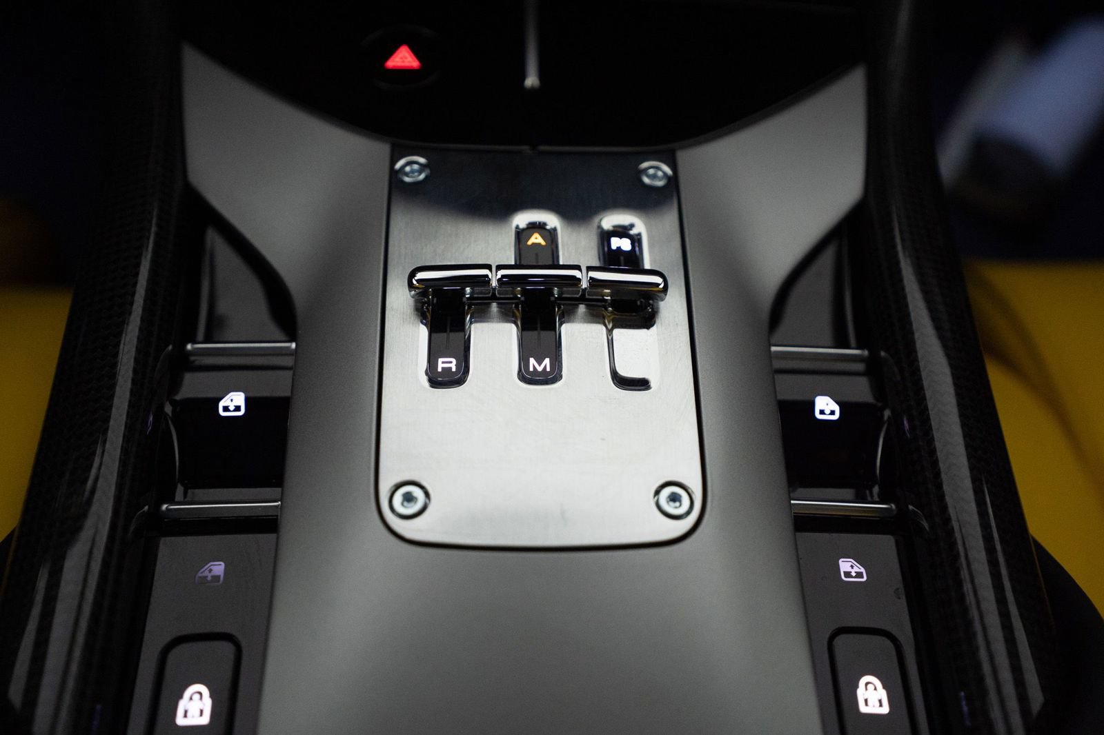 Used 2026 Ferrari Purosangue AWD/4WD image 59