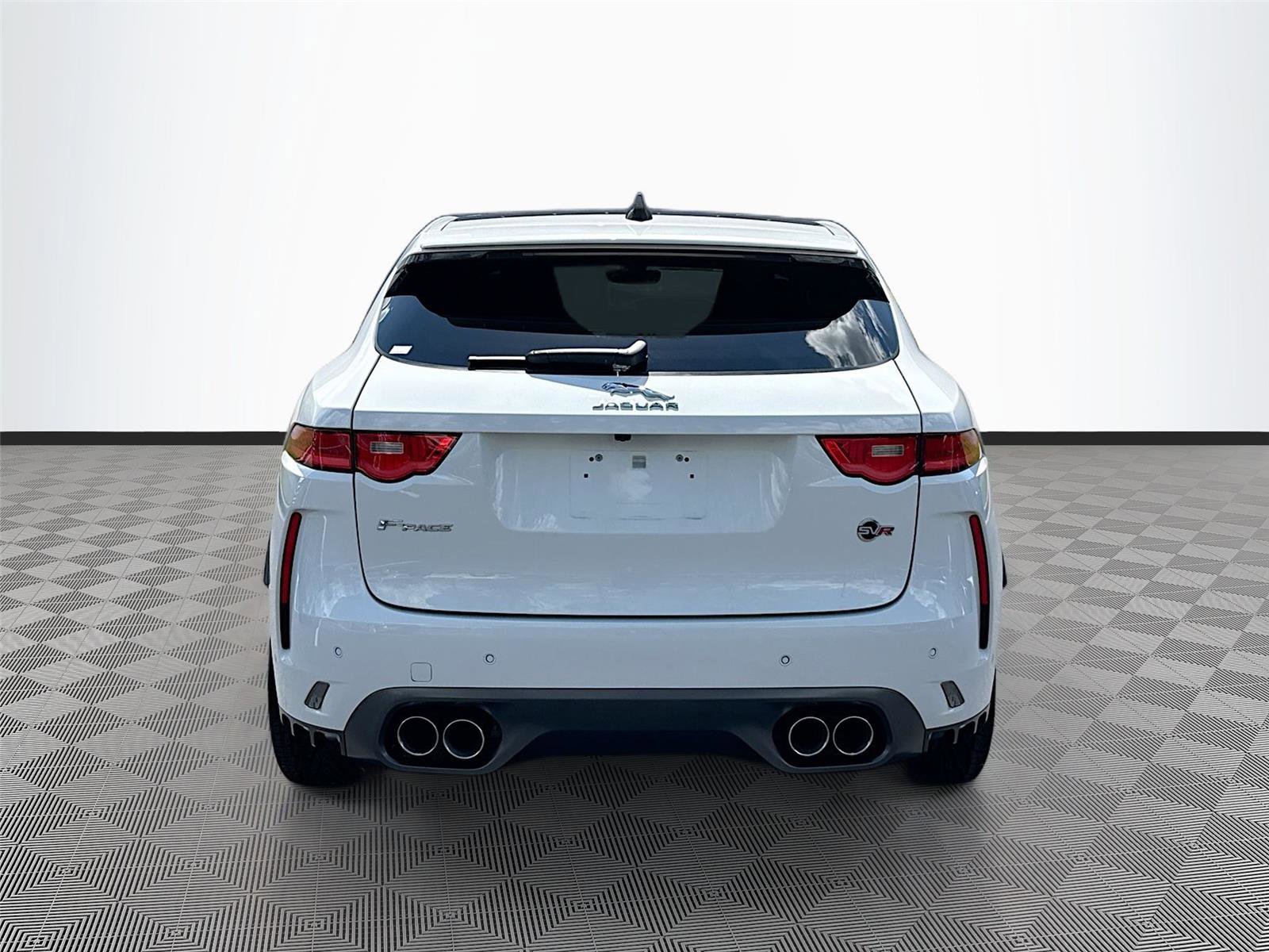Used 2020 Jaguar F-PACE SVR image 6