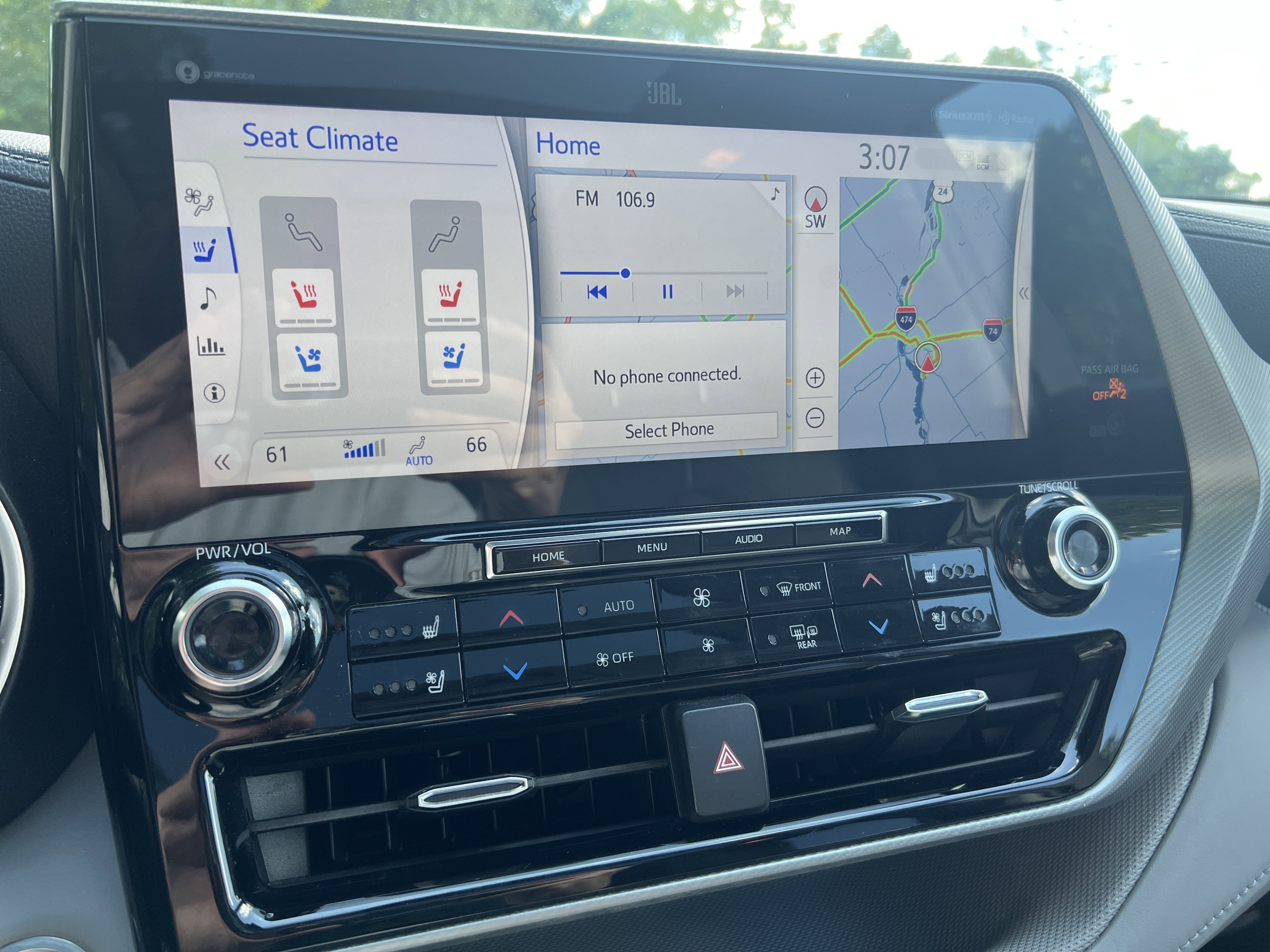 Used 2021 Toyota Highlander Platinum image 16