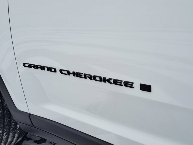 Certified 2023 Jeep Grand Cherokee L Altitude image 32