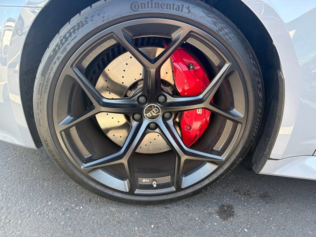 Used 2024 Audi RS 6 performance AWD/4WD image 10